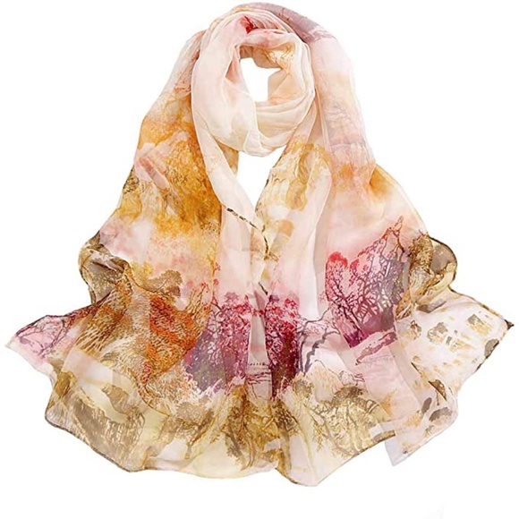 Accessories - HP💝Gorgeous Silk Feel Scarf warm hues